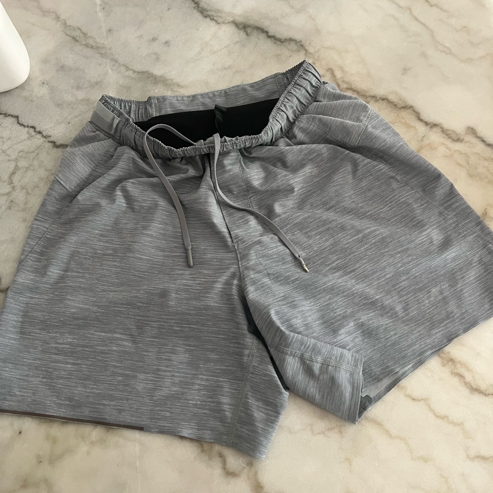 Lululemon mens shorts 6’ imseam